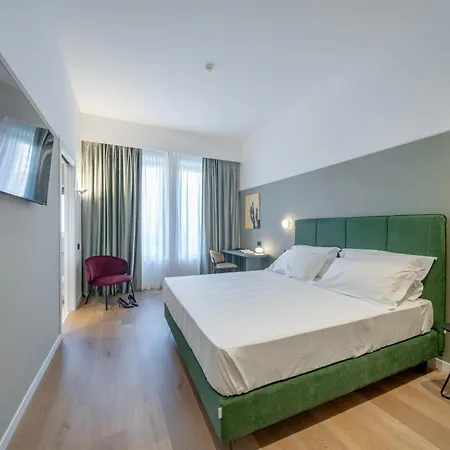 Biscardi 4* Bari